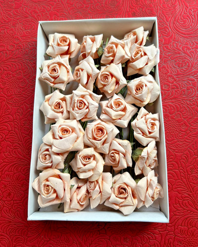 Mini rose bud - 50, mulberry